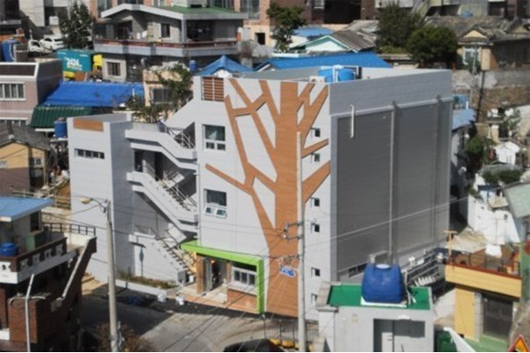 圖3、釜山市新建垂直農場外觀(引用自view.heraldcorp.com)