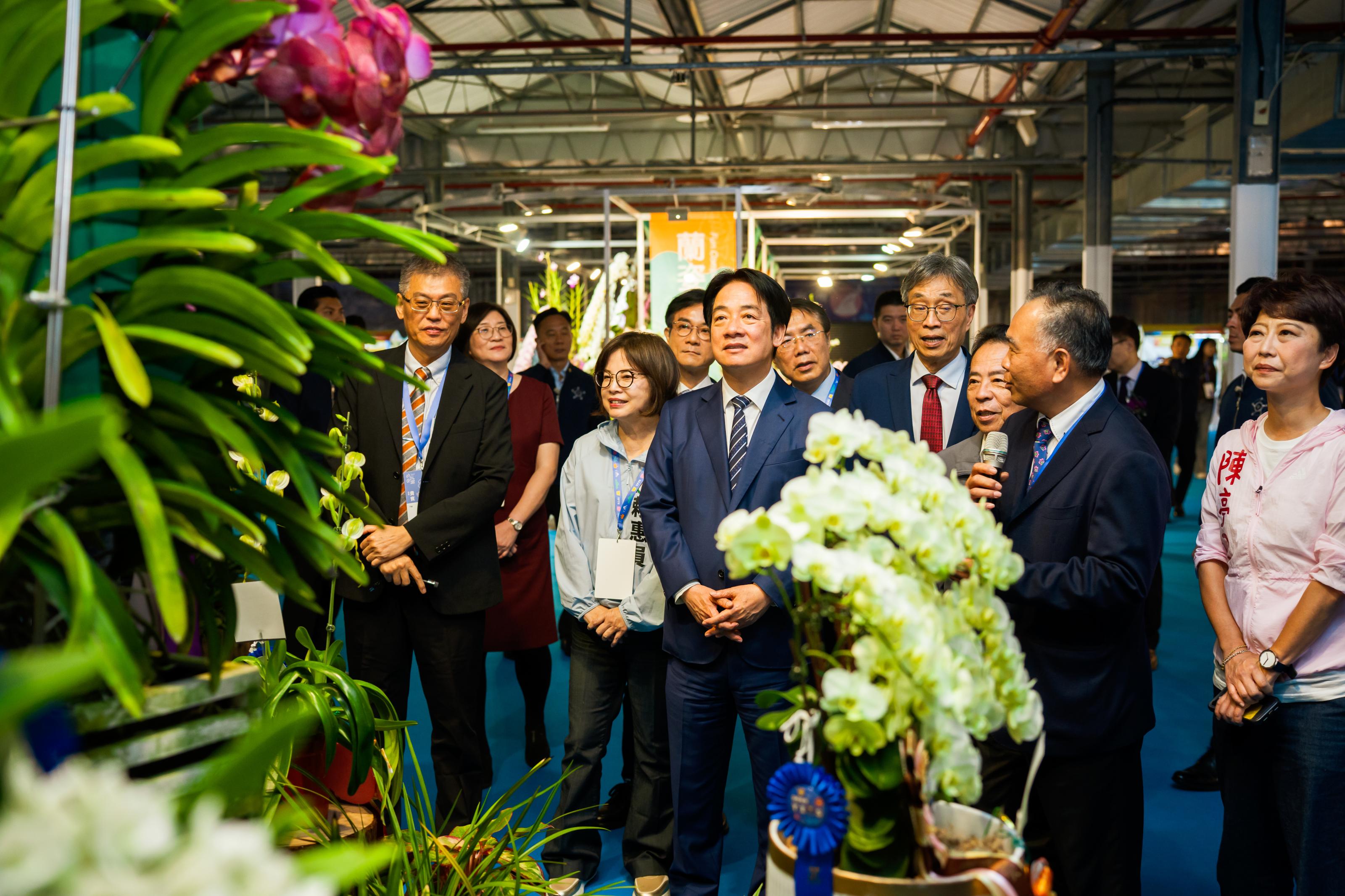 20260226蘭花展開幕-蘭韻之夜-總統巡禮2.jpg