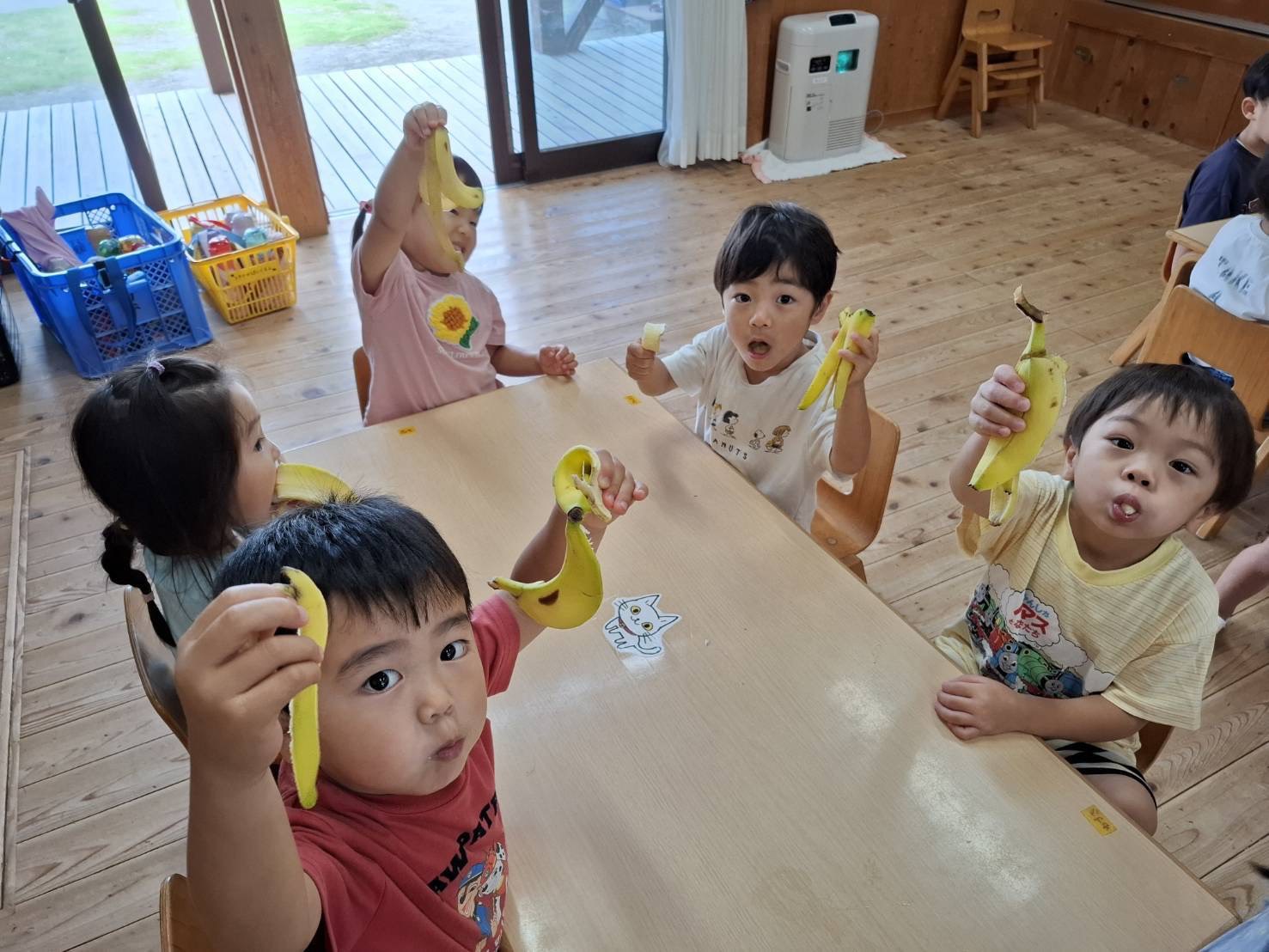 圖片6_靜岡縣島田市月坂保育園供應臺灣香蕉，學童對臺灣香蕉的風味讚不絕口。