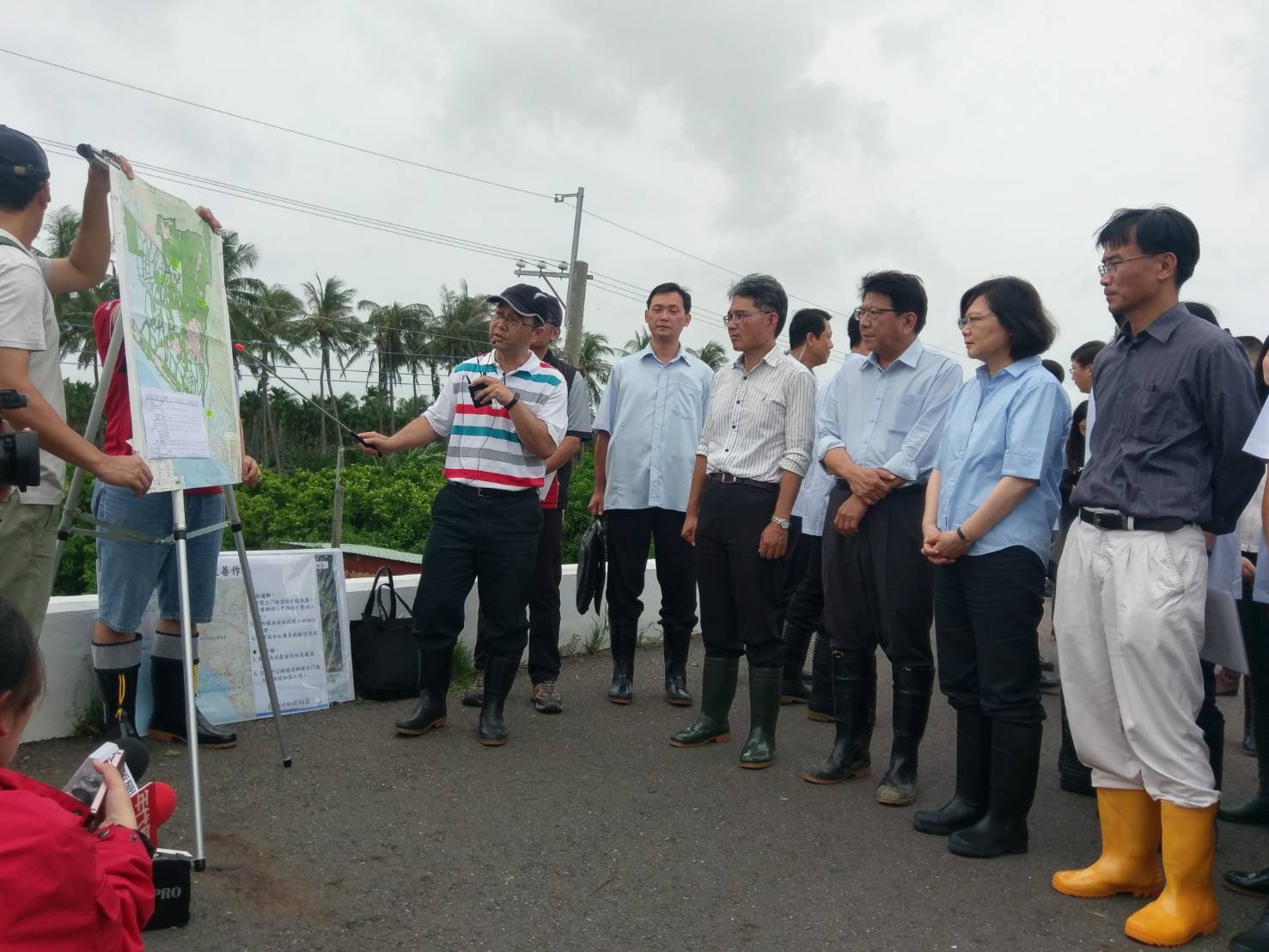 總統視察屏東農業災情