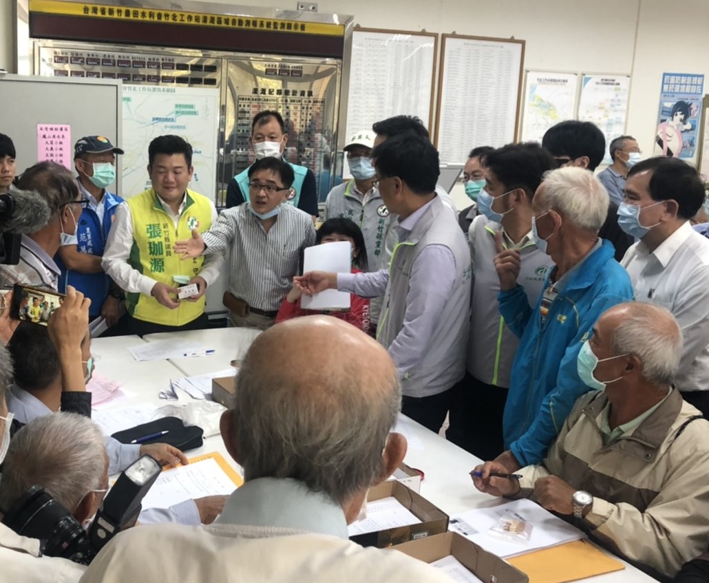 陳主委視察2