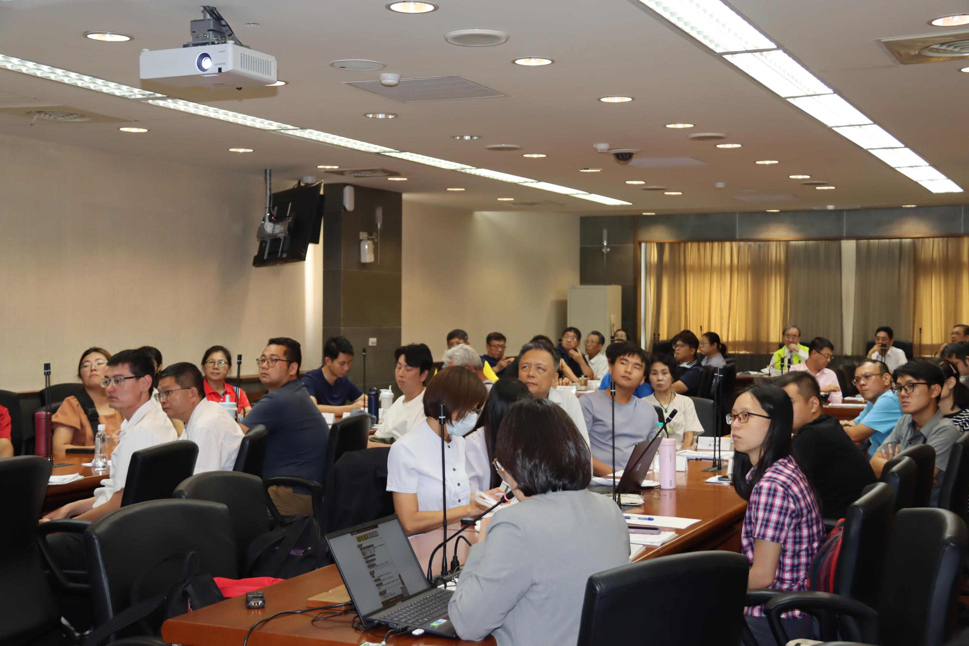 出席蘭花座談會業者的反映事項 均獲得詳盡回應