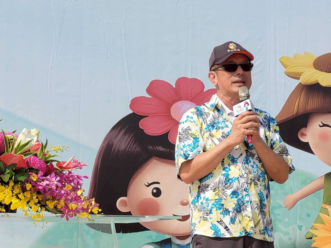 圖3_農業部種苗改良繁殖場張定霖場長歡迎全國民眾把握機會來賞花