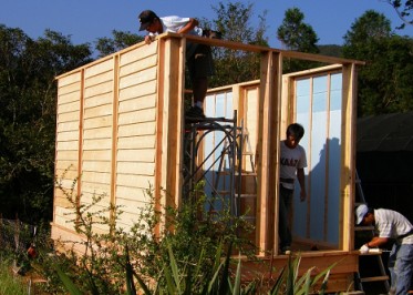 木構造房屋建造時會比其他構造建築物排放較少的CO2,達到減碳的效果