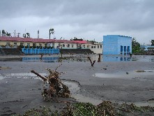 圖4 高雄曹公圳抽水站進水口、導水路遭土砂掩埋