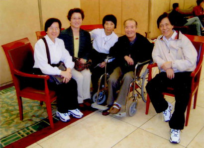 民國93年11月台大王正一、高淑貴教授夫婦與作者赴日本考察介護保險工作