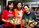 社區媽媽製作傳統粿粽