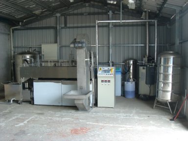 01連續式稻種溫湯消毒機全貌 