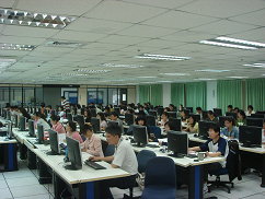 雲林專班雲科大資訊中心上課情形