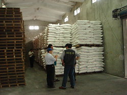 配合檢調單位查察疑似肥料不法囤積