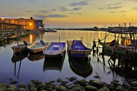 02 「漁樂玩鏡─攝影比賽」優等獎－漁港風情畫（高雄市彌陀區南寮漁港） 