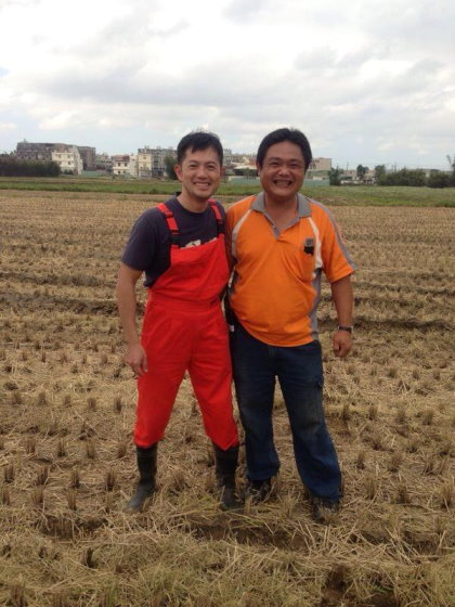 師父吳成富及徒弟學員藍永昱 師父吳成富及徒弟學員藍永昱