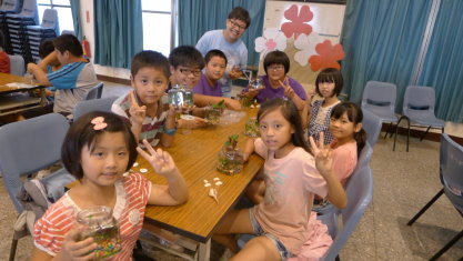 102 水田保育者（大城國小）－編織水田小世界（種植菱角苗） 