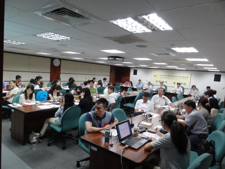 102 年 8 月 9 日於防檢局演講情形 