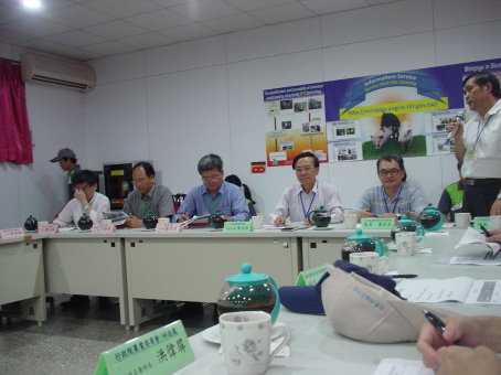 於畜試所臺東種畜繁殖場進行意見交流 於畜試所臺東種畜繁殖場進行意見交流