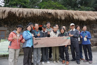 田邊聊寮開張與農友共同見證貢寮水梯田復育成果 