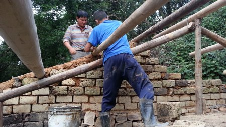 田邊聊寮靠一群在地壯年憑著記憶投入修復（圖 / 人禾基金會） 