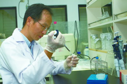 選育符合產業需求的鴨隻品系，往往需 10 年以上的試驗研究時間 