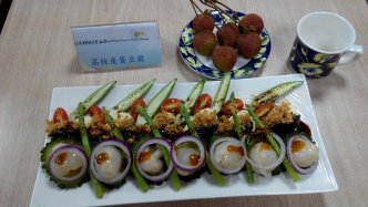 荔枝入菜（一）荔枝皮蛋豆腐 