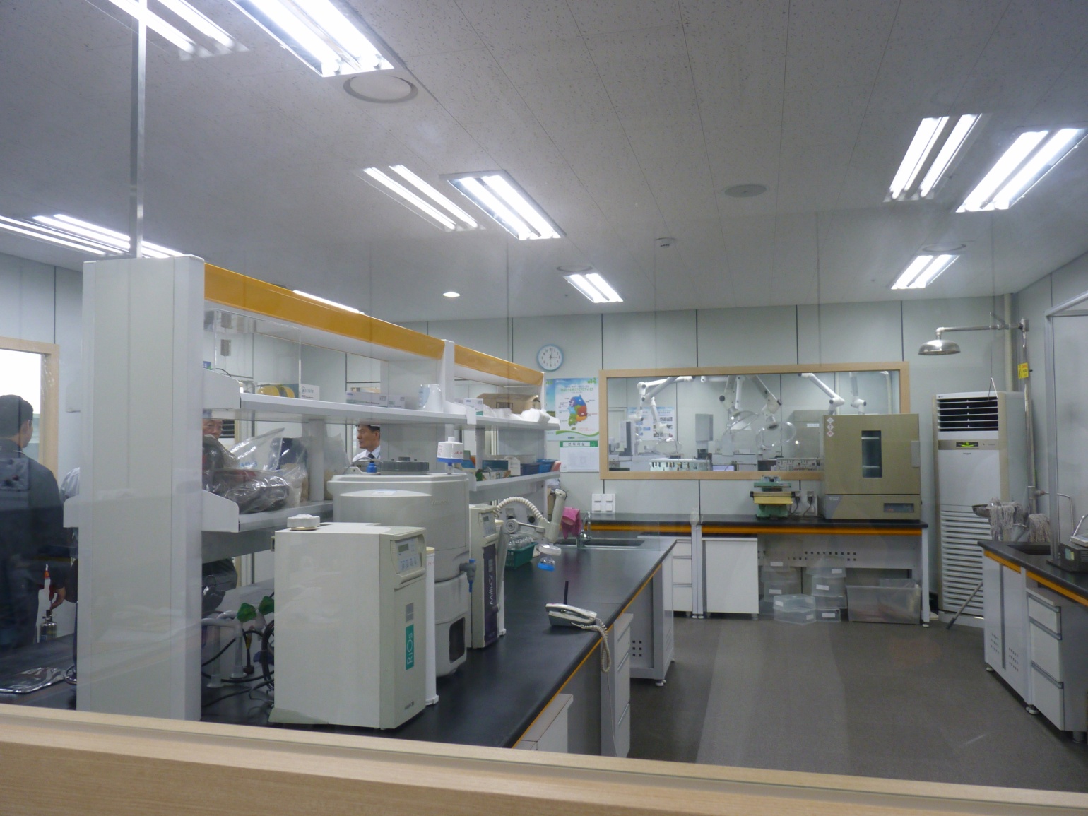 圖 10 　三樓品質安全檢驗中心（韓國現有 5 個此種規模之檢驗中心）