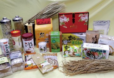 蘇梅英與她的團隊努力下，已創造出今日各種米食變化的無限可能 